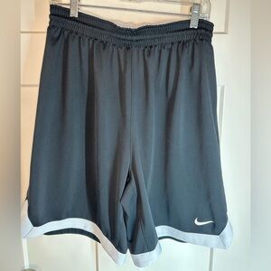 Nike Team Dri-FIT Shorts Men’s XL Black w/ Gray Trim